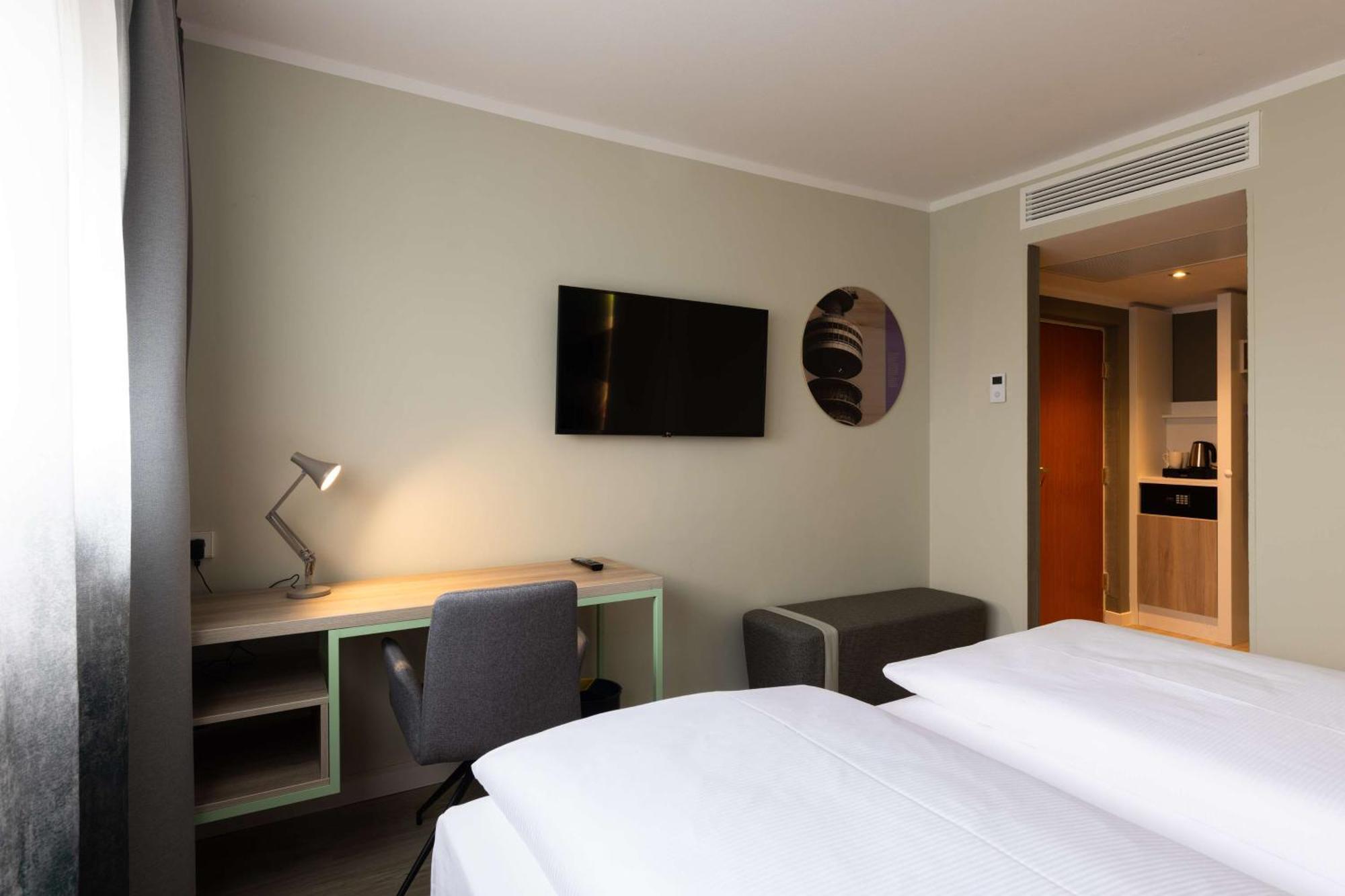 The Rilano Hotel Muenchen Exterior photo